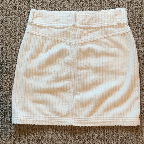 Mini jean skirt - Picture 2 of 2